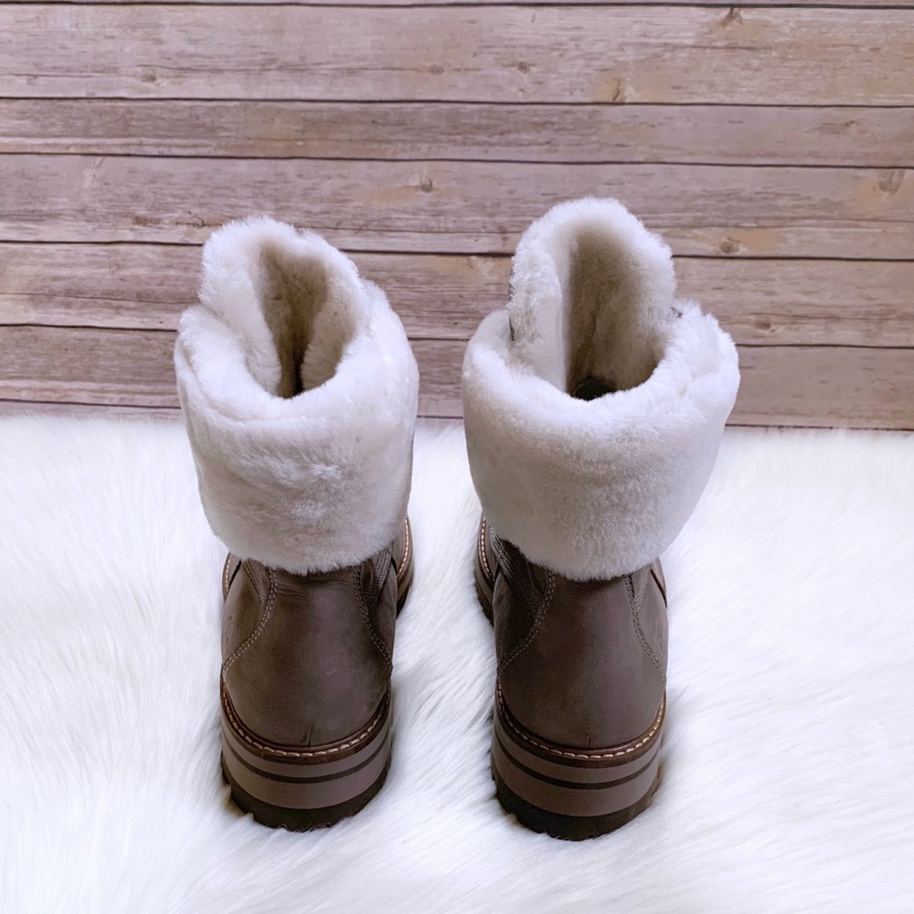 Timberland Courmayeur Valley 6” Shearling Boots - Picture 7 of 8